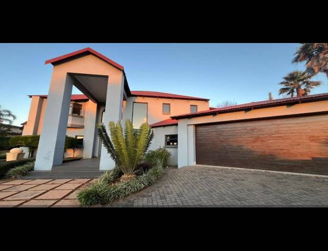 5 BEDROOM HOUSE FOR SALE IN GLEN ERASMIA